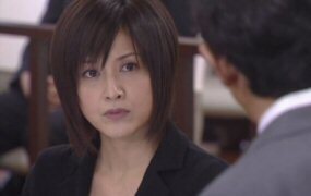 ギネ藤原紀香法廷.jpg