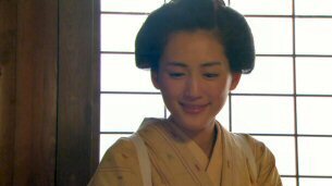 JIN綾瀬はるか産婆.jpg