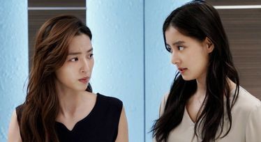 SUITS_新木優子_中村アン.jpg
